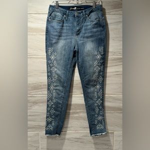 Seven7 Mid Rise Embroidered Ankle Skinny Jeans Size 8